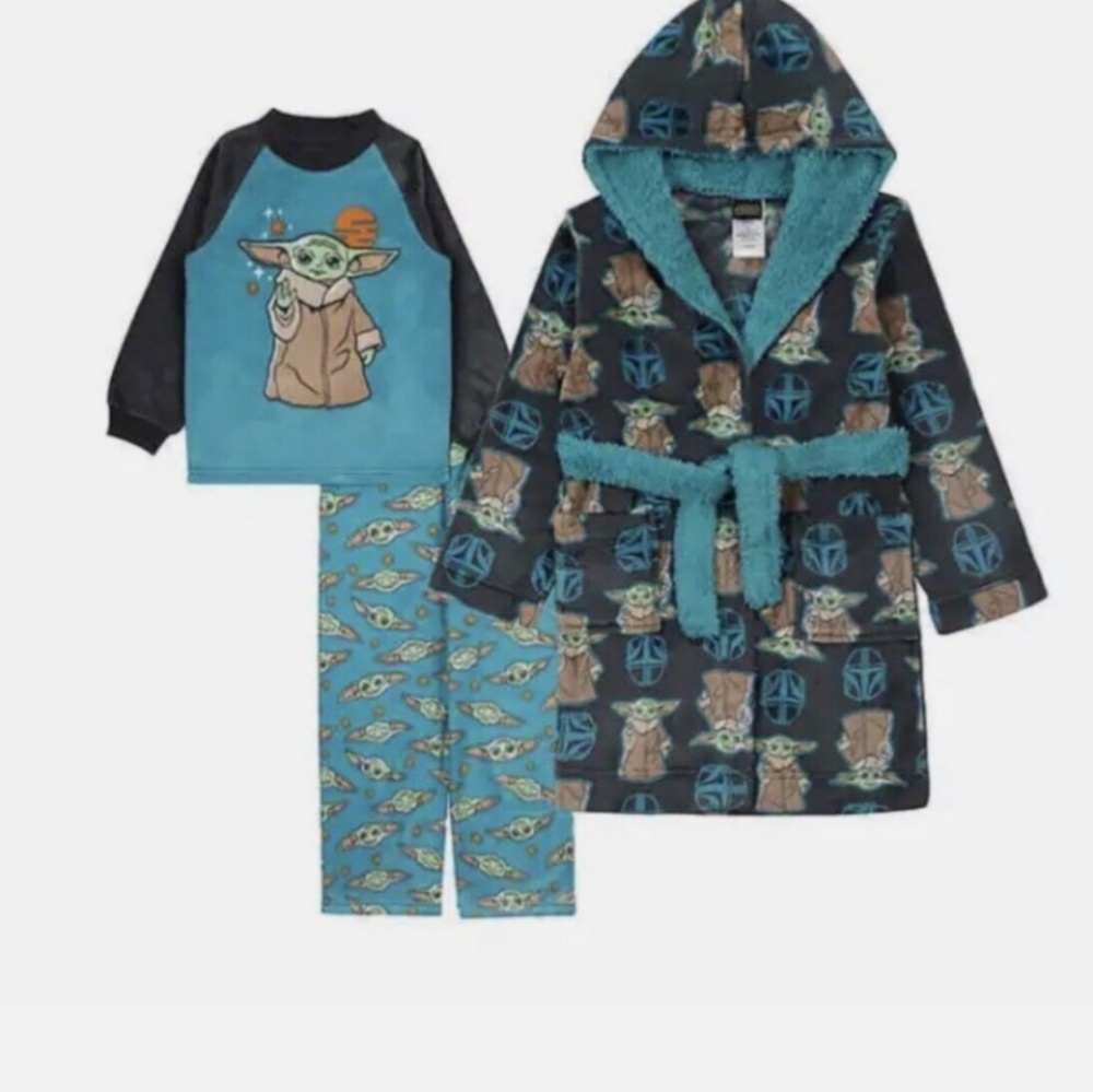 DISNEY STARS WAR'S KIDS 2PC PAJAMA WITH ROBE LONG SLEEVES